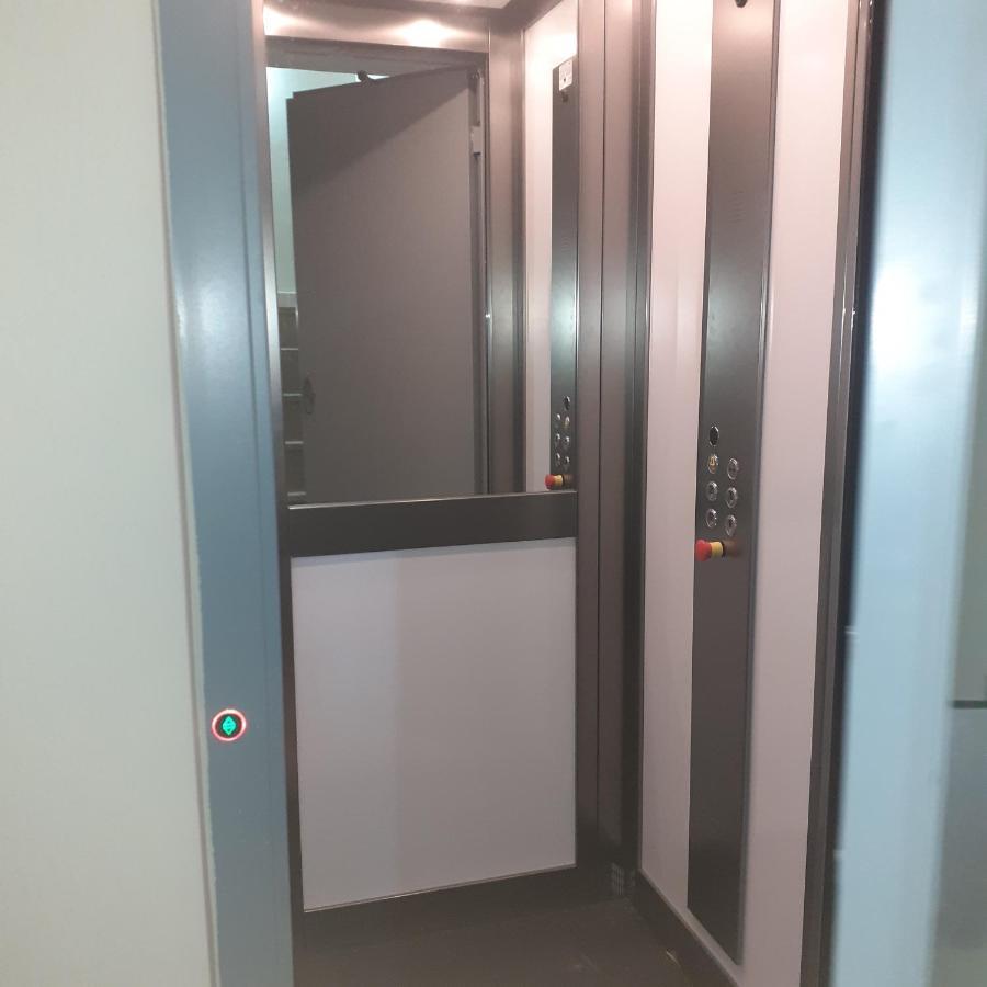Palazzo Galante Aparthotel Margherita Di Savoia Exteriör bild